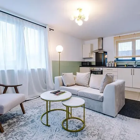 Cozy 1 Bedroom Apartment, Prime Location , Free Parking Manchester Exterior photo