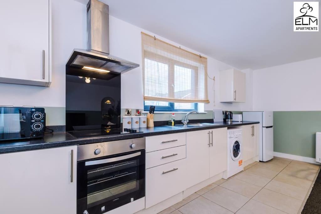 Apartamento Cozy 1 Bedroom Apartment, Prime Location , Free Parking