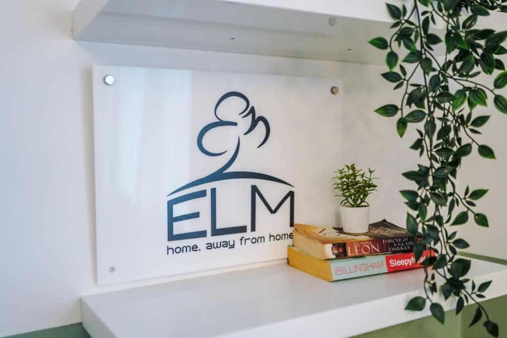 Cozy 1 Bedroom Apartment, Prime Location , Free Parking Apartamento Mánchester