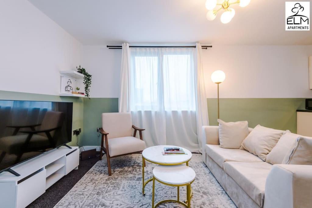 Cozy 1 Bedroom Apartment, Prime Location , Free Parking Apartamento *